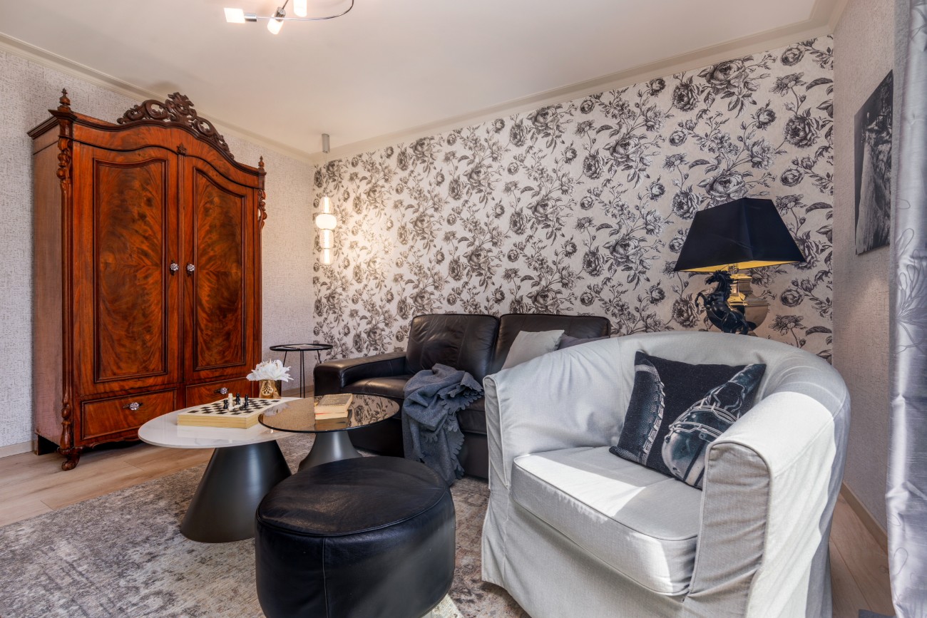 Fewo „Mann am Meer“ Haus Meergold in Sassnitz auf der OstseeInsel Rügen - Ferienwohnung Mann am Meer - nicht weit zum Zentrum und zum Hafen - gute Ausgangslage für Wanderungen oder Fahrradtouren